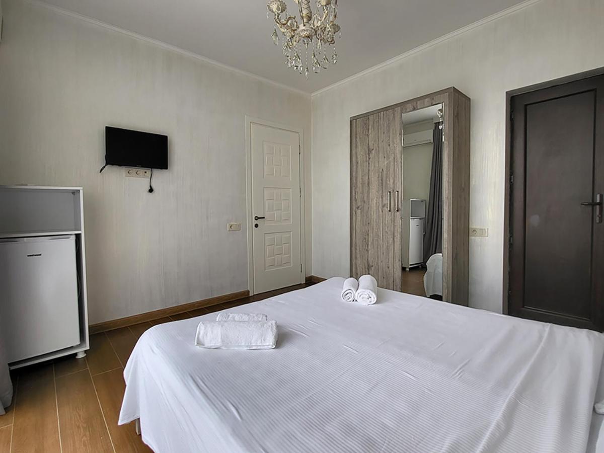 Mite Hotel Chakvi Exteriör bild